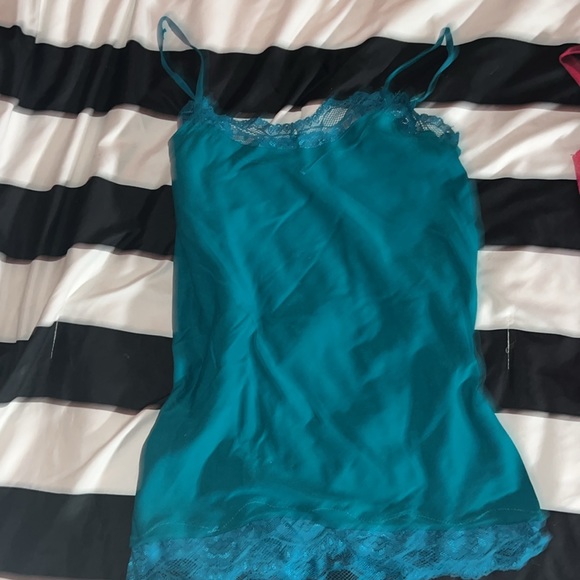 AUTHENTIC Y2K BUNDLE OF 3 LACE CAMIS - Picture 2 of 4